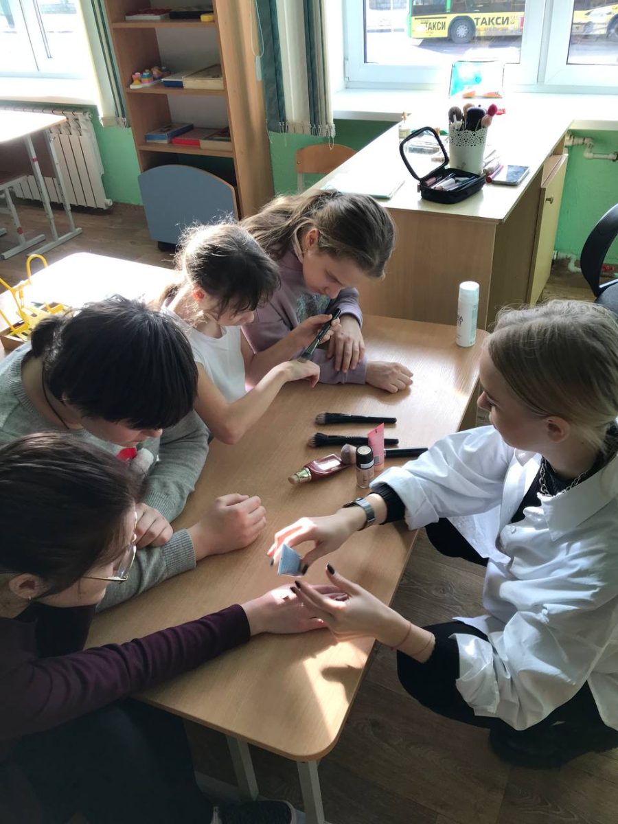 Праздник красоты и женственности в Молодечненской и Вилейской специальных общеобразовательных школах-интернатах