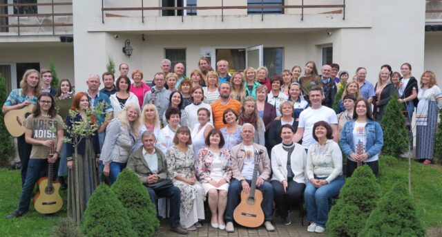 12 июня 2022 г. Клуб гитарной песни "Добры настрой", БОО "Сотворчество" и городской проект бардовской песни "Гитара по кругу", приглашают на программу "Свет Души"