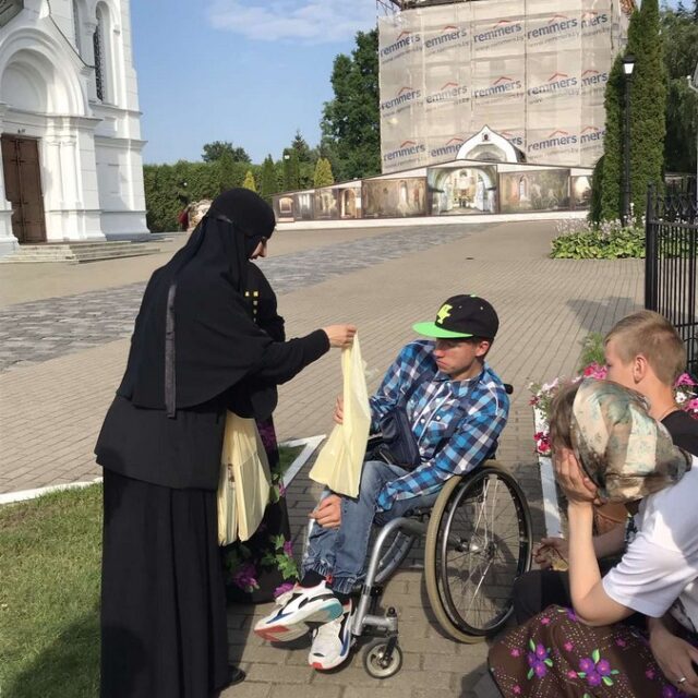 Поездка воспитанников Ивенецкого дома-интерната в Полоцкий Спасо-Евфросиниевский монастырь