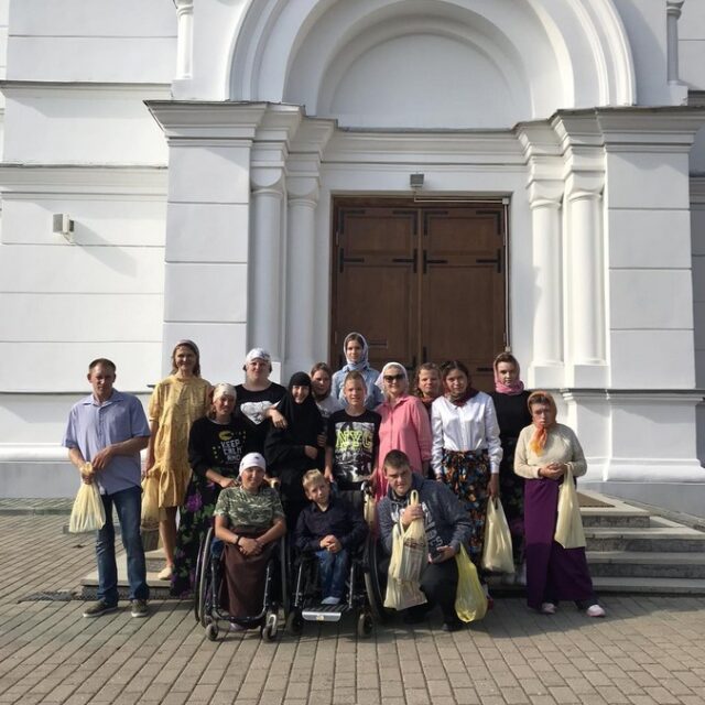 Поездка воспитанников Ивенецкого дома-интерната в Полоцкий Спасо-Евфросиниевский монастырь