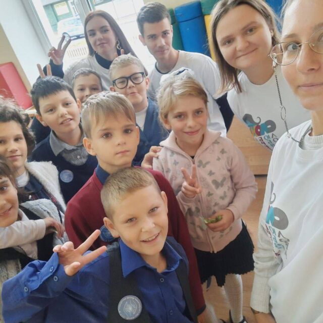 Познавательно-игровая программа о туризме и путешествиях для ребят из Вилейской школы-интерната