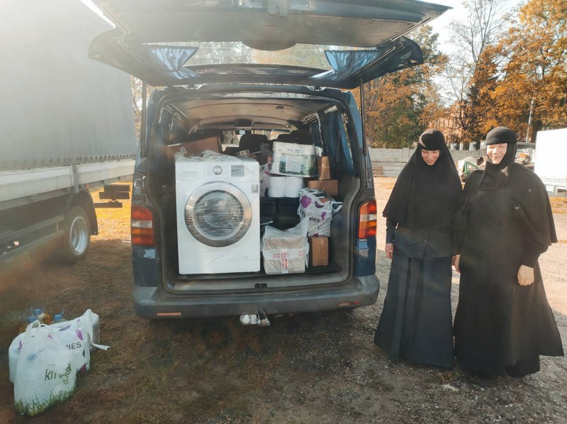 На прошлой неделе сотрудники Фонда посетили Спасо-Евфросиниевский монастырь г. Полоцка.