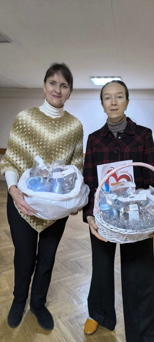 В рамках акции «От всей души» Фонд оказал посильную помощь пансионату ИСТОК – приобрел поильники для проживающих в паллиативном отделении