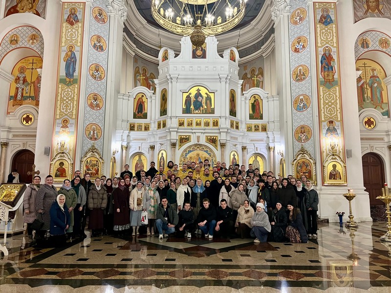 При поддержке Фонда, по благословению Митрополита Минского и Заславского Вениамина, Патриаршего Экзарха всея Беларуси, с 14 по 16 ноября 2025 года в городе Витебске прошел образовательный форум православной молодежи Беларуси «Жизнь Вечная» на тему: «Традиции Церкви»